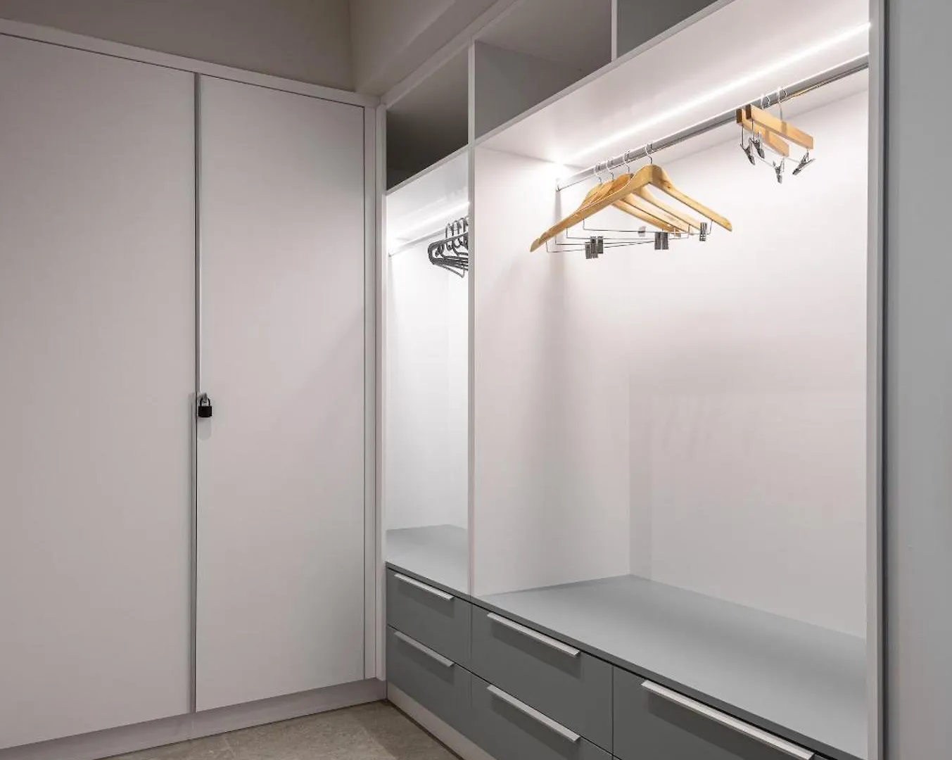 Az Premium Suite- 106 Thessaloniki 0*,  Greece